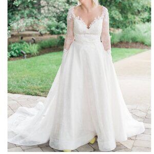 Wedding Dress Mikaela Boho/Princess silhouette with POCKETS! Size 12